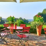 Auf Wolke 8 Hotel *