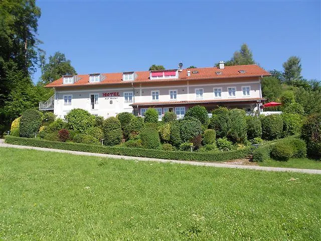 Hotel Auf Wolke 8 *